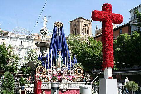 Cruz de Mayo - Fiestas de Granada